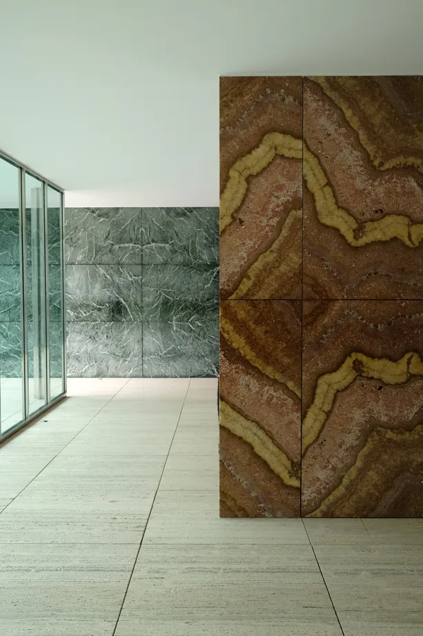 Mies Van Der Rohe   Barcelona   Pabellón Barcelona 01